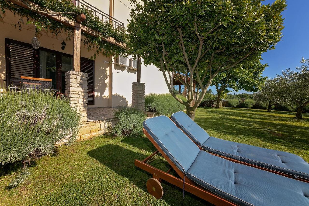 Blue Apartment Vrsar Exterior foto